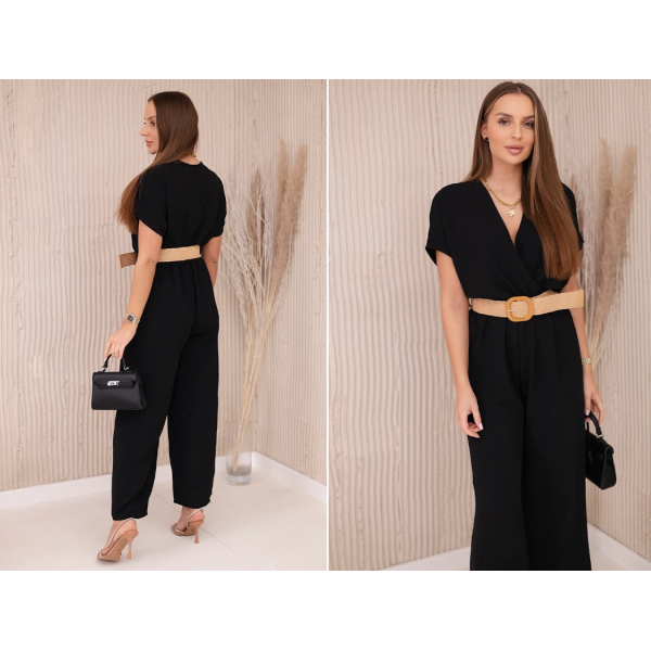 Kombinezon s ukrasnim remenom